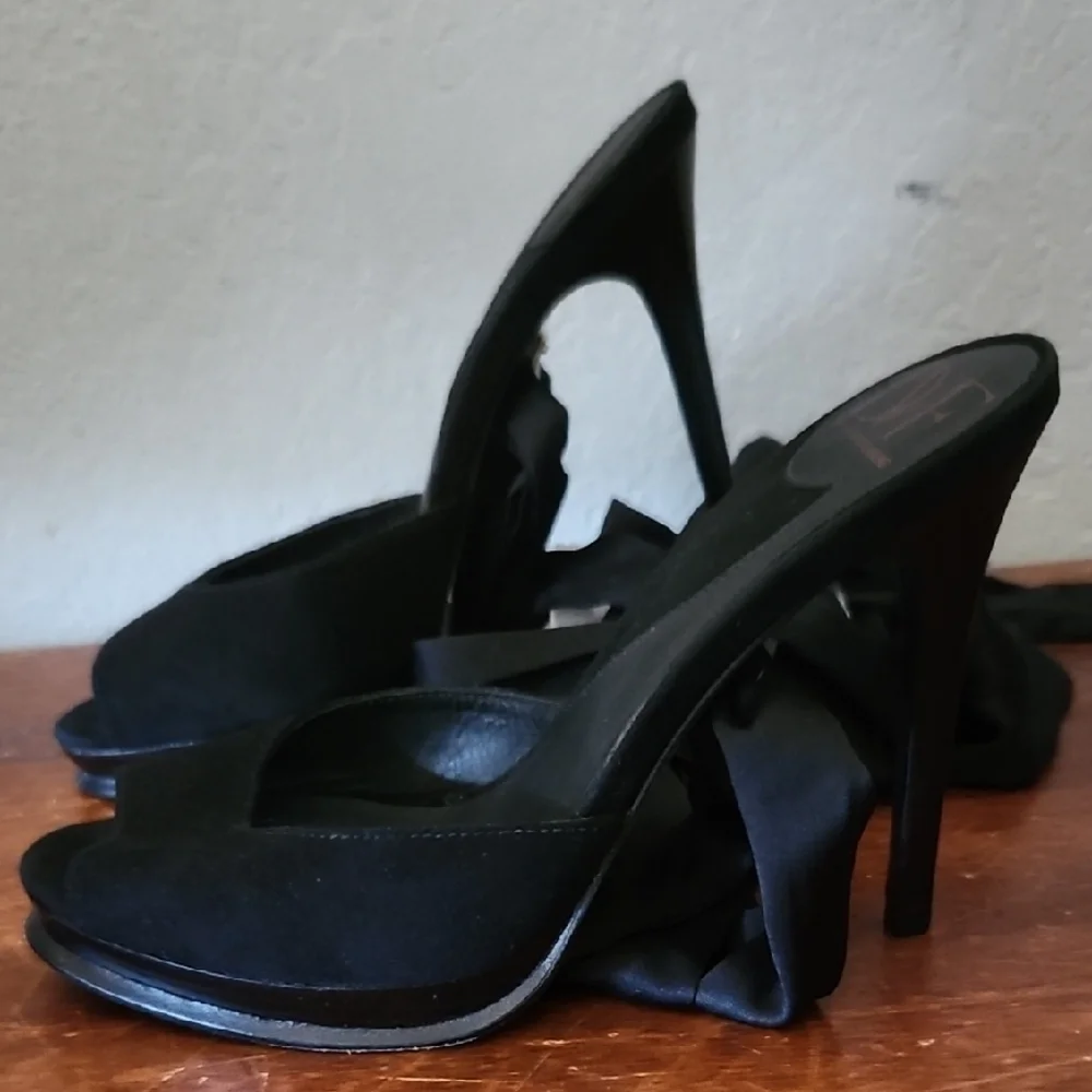 DVF Eva Ballerina Open Toe Ribbon Black Size 8M
